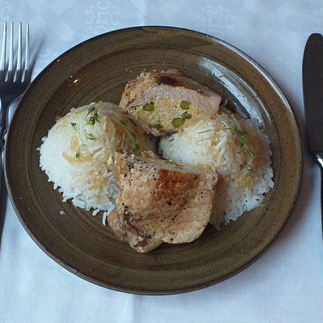 Vepřová kapsa s vejci a hráškem | foto: Stanislava Brádlová,  Český rozhlas