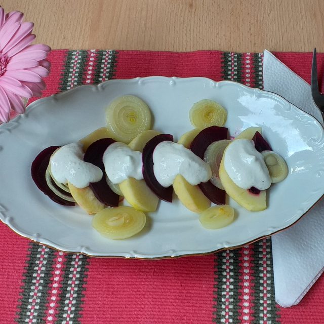 Salát z červené řepy | foto: Stanislava Brádlová,  Český rozhlas