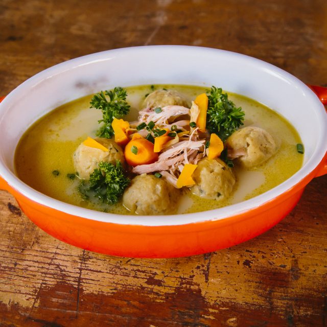 Slepičí polévka  (ilustr. foto) | foto: Jana Volková