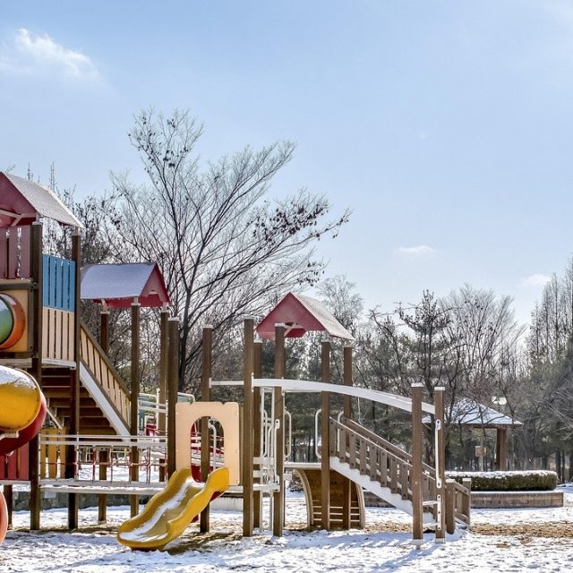 Dětské hřiště  (Ilustrační foto) | foto: Pixabay,  Licence Pixabay