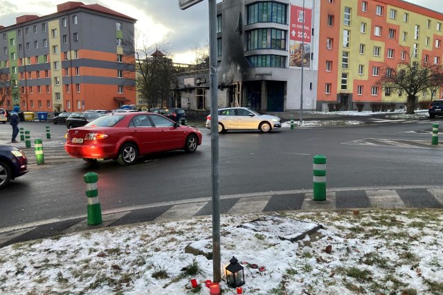 Vyšetřování tragického požáru v Mostě pokračuje | foto: Jan Beneš,  Český rozhlas