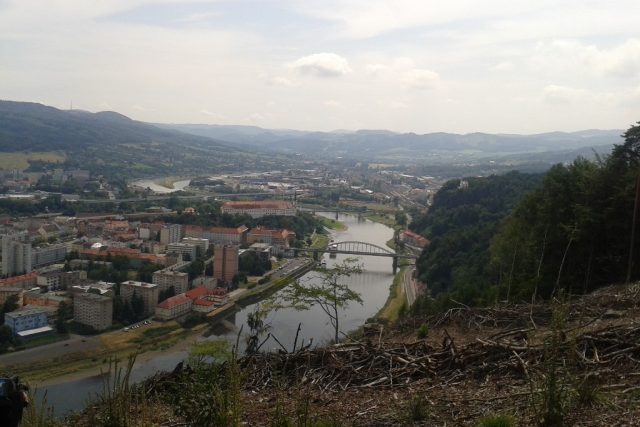 Děčín. Pohled na město z kopce v Horním Žlebu  | foto: Gabriela Hauptvogelová,  Český rozhlas