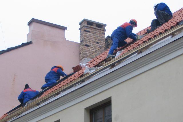 Rekonstrukce střechy  (ilustr. foto) | foto: Fotobanka  Stock Exchange