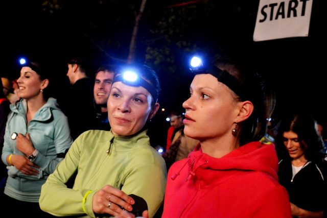 Běh s čelovkou pro Světlušku. Ilustrační foto. | foto: David Sedlecký