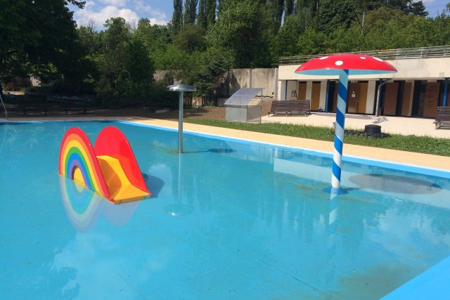 V dětské části rekreačního bazénu jsou nové atrakce | foto: Gabriela Hauptvogelová,  Český rozhlas