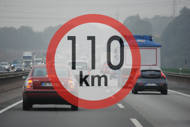 Omezení rychlosi na 110 km | foto: Rostislav Duršpek