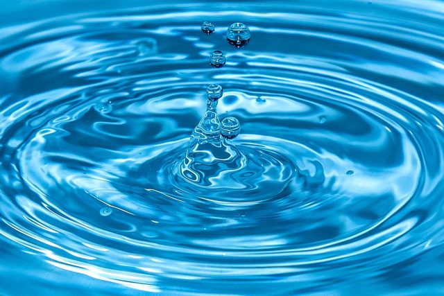 Voda,  kapka,  hladina | foto: Fotobanka Pixabay