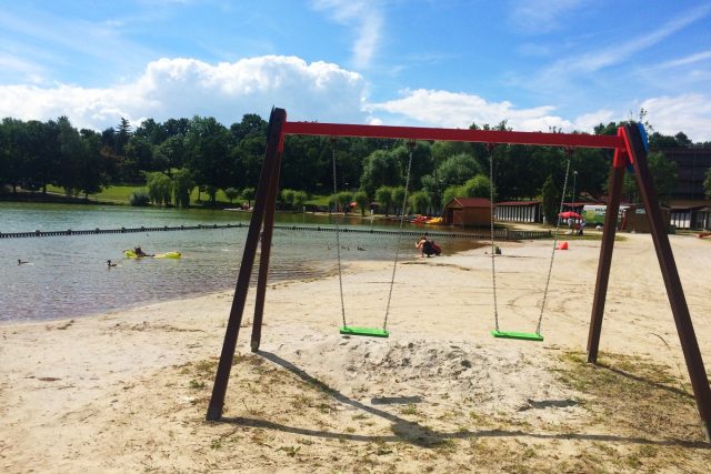 Kamencové jezero v Chomutově konečně zahájilo letní sezónu | foto: Jan Beneš,  Český rozhlas