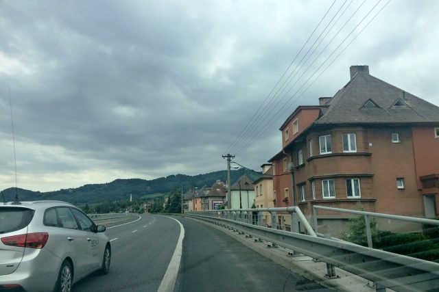 Silnice I/62 z Děčína do Ústí nad Labem | foto: Daniela Pilařová,  Český rozhlas