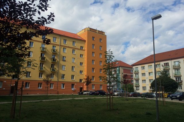 Mostecká radnice chce zkontrolovat byty v problémové části města,  v tzv. „blocích 100“ | foto: Jan  Beneš