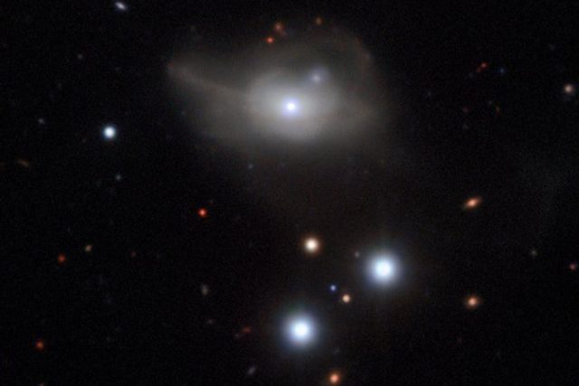 Aktivní galaxie Markarian 1018 | foto:  Creative Commons Attribution 4.0 International,   ESO/CARS survey