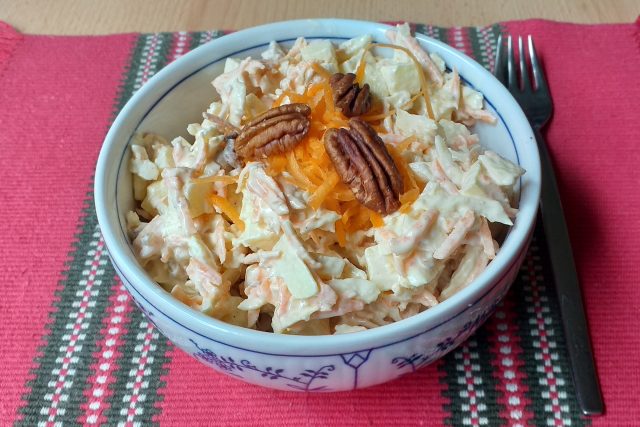 Salát s pekanovými ořechy | foto: Stanislava Brádlová,  Český rozhlas