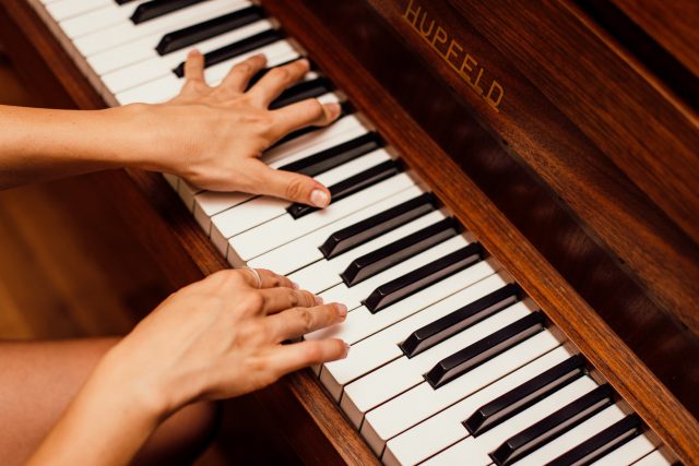 Hra na klavír  (ilustr. obr.) | foto: Pexels,  CC0 1.0