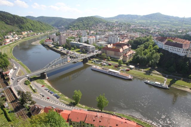 Pohled na Děčín z Pastýřské stěny | foto: Iveta Lhotská,  MF DNES + LN / Profimedia