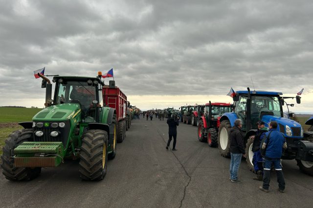 Čeští farmáři se připojili k celoevropským protestům proti evropské zemědělské politice | foto: Lucie Heyzlová,  Český rozhlas
