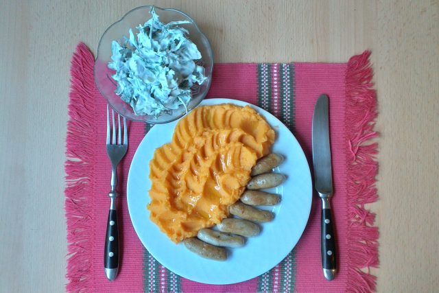 Batátovo-bramborové pyré s klobáskou | foto: Stanislava Brádlová,  Český rozhlas