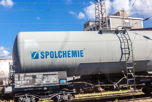 Železniční vagón s logem Spolchemie | foto: Profimedia