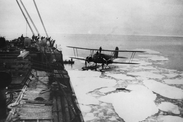 Richard Byrde se na Antarktidu vrátil v roce 1934,  už ale bez slavného Čecha | foto: Profimedia