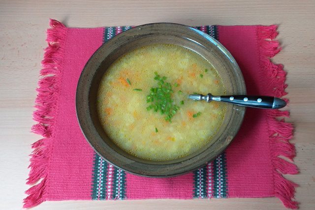 Celerová polévka s jáhlami | foto: Stanislava Brádlová,  Český rozhlas