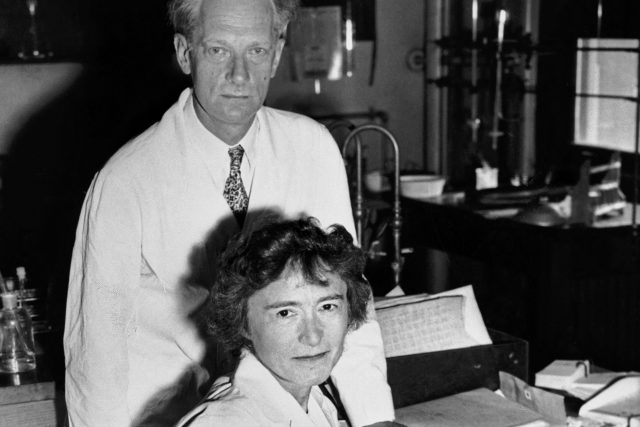Carl Ferdinand Cori a manželka Gerty Coriová,  kteří v roce 1947 obdrželi Nobelovu cenu za fyziologii a lékařství | foto: Fotobanka Profimedia
