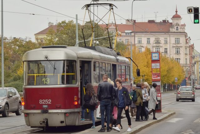 Tramvaj  (ilustrační foto) | foto: Miloslav Hamřík,  Český rozhlas