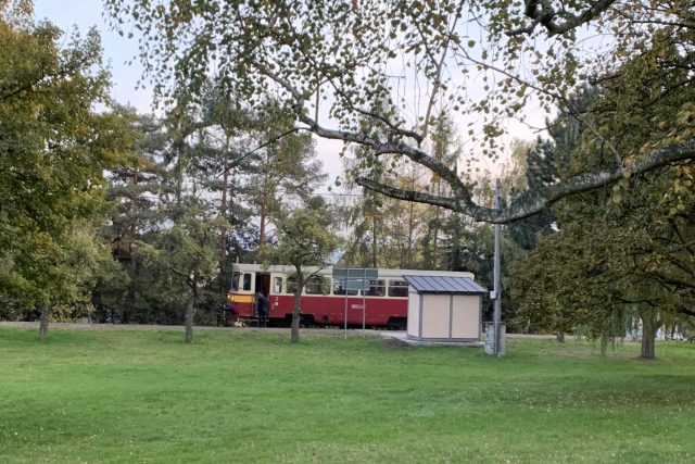 Motoráček na tzv. Kozí dráze v obnovené stanici Krupka | foto: Zuzana Zejdová,  Český rozhlas