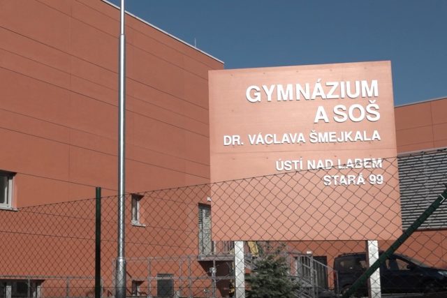 Rekonstrukce budovy Gymnázia a SOŠ Dr. Václava Šmejkala v Ústí nad Labem jde do finále | foto: Ústecký kraj