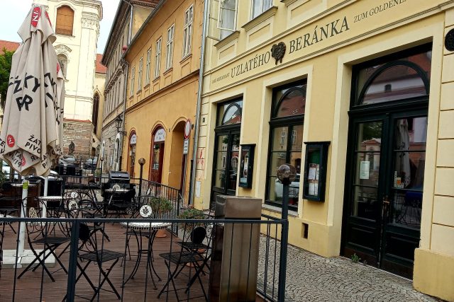 Žatec,  tréninková pracovní místa nabídne restaurace U Zlatého beránka | foto: Jana Vitásková,  Český rozhlas