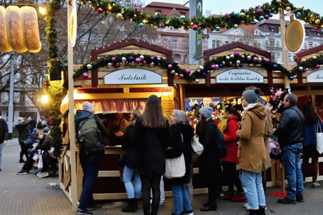 Vánoční trhy na náměstí Míru | foto: Jana Myslivečková,  Český rozhlas