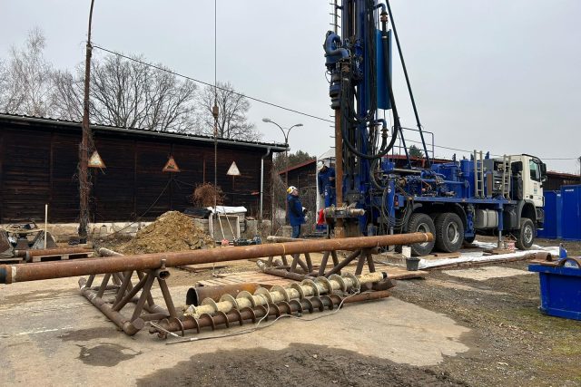 V Litoměřicích začali vrtat první průzkumné geotermalní vrty | foto: Lucie Heyzlová,  Český rozhlas