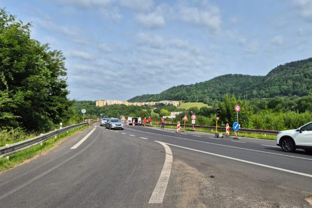 Cesta z Ústí nad Labem do Děčína bude složitější kvůli opravě mostu u Mojžíře | foto: Jan Bachorík,  Český rozhlas