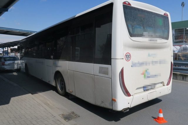 Deset autobusů z Běloruska mělo být součástí velkého tendru na dodávku až devadesáti vozů pro dopravní společnost Ústeckého kraje | foto: Policie České republiky
