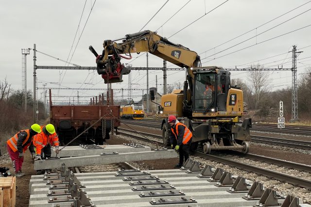 Oprava železniční trati  (ilustr. obr.) | foto: Lenka Kratochvílová,  Český rozhlas