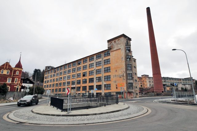 Demolice staré továrny Tosta v Plesné | foto: Václav Šlauf,  MAFRA/Profimedia
