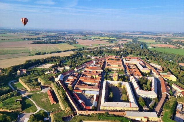 Pevnost Josefov z balónu | foto: archiv Petra Voldána