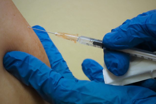 Očkování proti covidu od Pfizeru | foto: Matěj Skalický,  Český rozhlas,  Český rozhlas