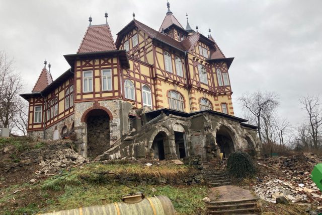 Varnsdorf dokončuje opravu historického Hrádku | foto: Daniela Pilařová,  Český rozhlas