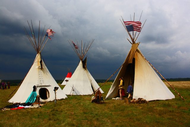 Typická týpí indiánských kmenů  (ilustrační fotografie) | foto: pixabay.com