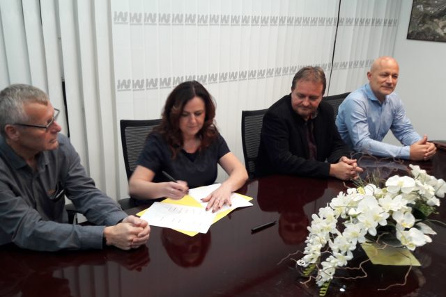 Podpis koaliční smlouvy ANO,  UFO,  Pro Zdraví a Sport a ODS v Ústí nad Labem