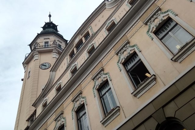 Začíná oprava ochozu radniční věže v Bílině | foto: Jana Vitásková,  Český rozhlas