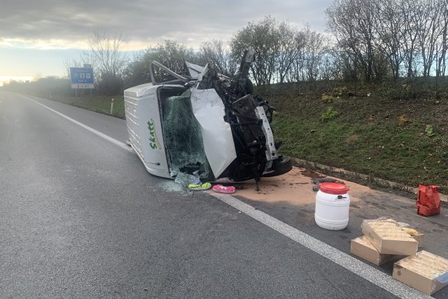 Dopravní nehoda na D8 u Lukavce | foto: Hasičský záchranný sbor Ústeckého kraje