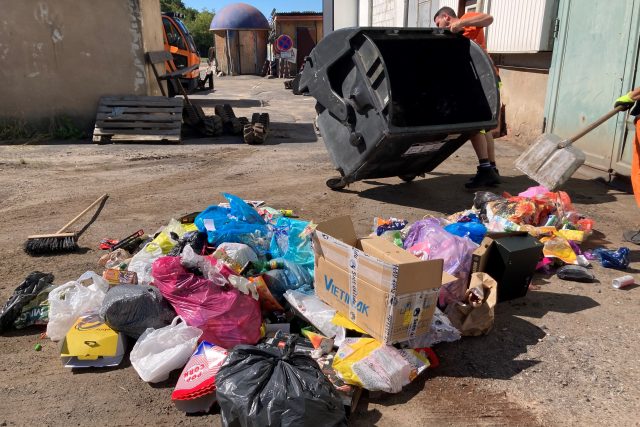 Třídění odpadu Most | foto: Jan Beneš,  Český rozhlas