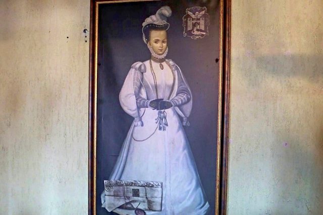 Obraz Bílé paní v restauraci u zříceniny hradu Tolštejn | foto: Eva Bucharová,  Český rozhlas