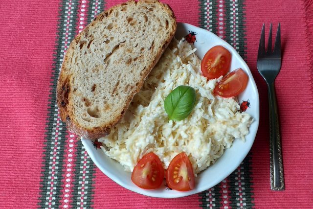 Sýrový salát s celerem | foto: Stanislava Brádlová,  Český rozhlas