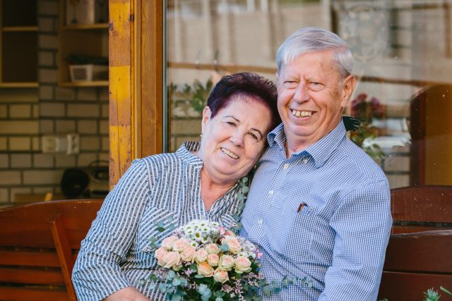  O tom klukovi na motorce snila dva roky. Už je s ním přes 53 let