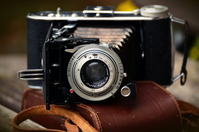 Starý fotoaparát | foto: Fotobanka Pixabay,  CC0 1.0