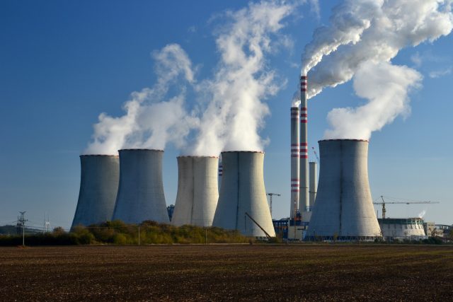 Elektrárna Počerady | foto: Petr Kinšt,  Wikimedia Commons,  CC BY-SA 3.0