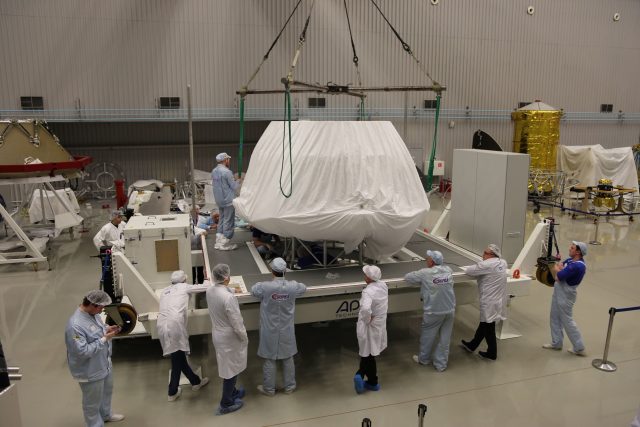 Sonda ExoMars 2020 byla vyvinuta Evropskou vesmírnou agenturou ve spolupráci s ruskou agenturou Roskosmos | foto: Profimedia