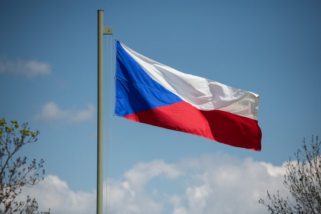 Česká vlajka,  ilustrační foto | foto: René Volfík,  iROZHLAS.cz